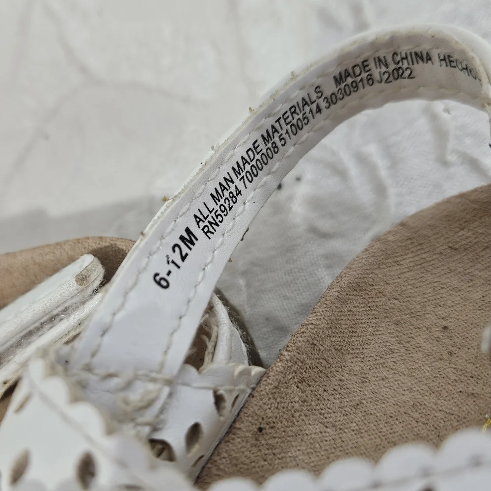 Baby White Flower Place Sandals